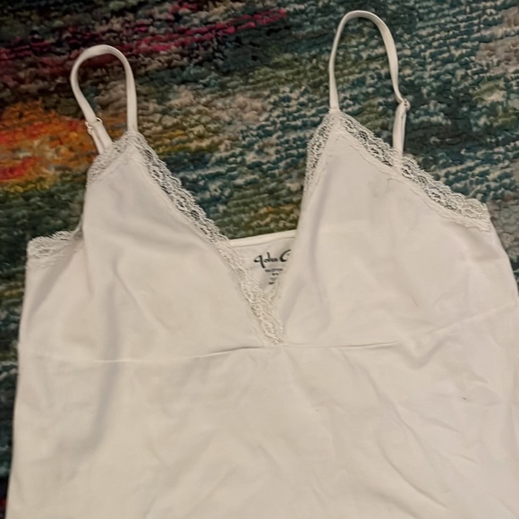 brandy Melville lace tank top - Picture 3 of 3